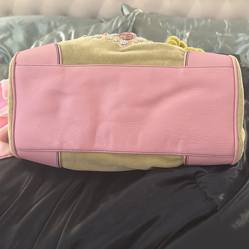 Juicy bag super cute in Nearly new condition - Picture 2 of 16